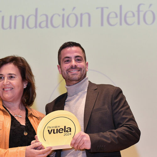 42 Málaga recibe el premio Vuela a la colaboración privada más inspiradora